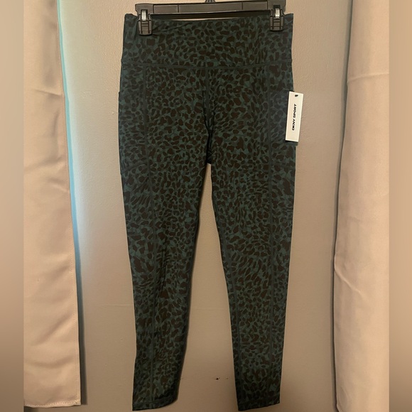126 DKNY Dark Green Animal Print Leggings - Picture 3 of 4
